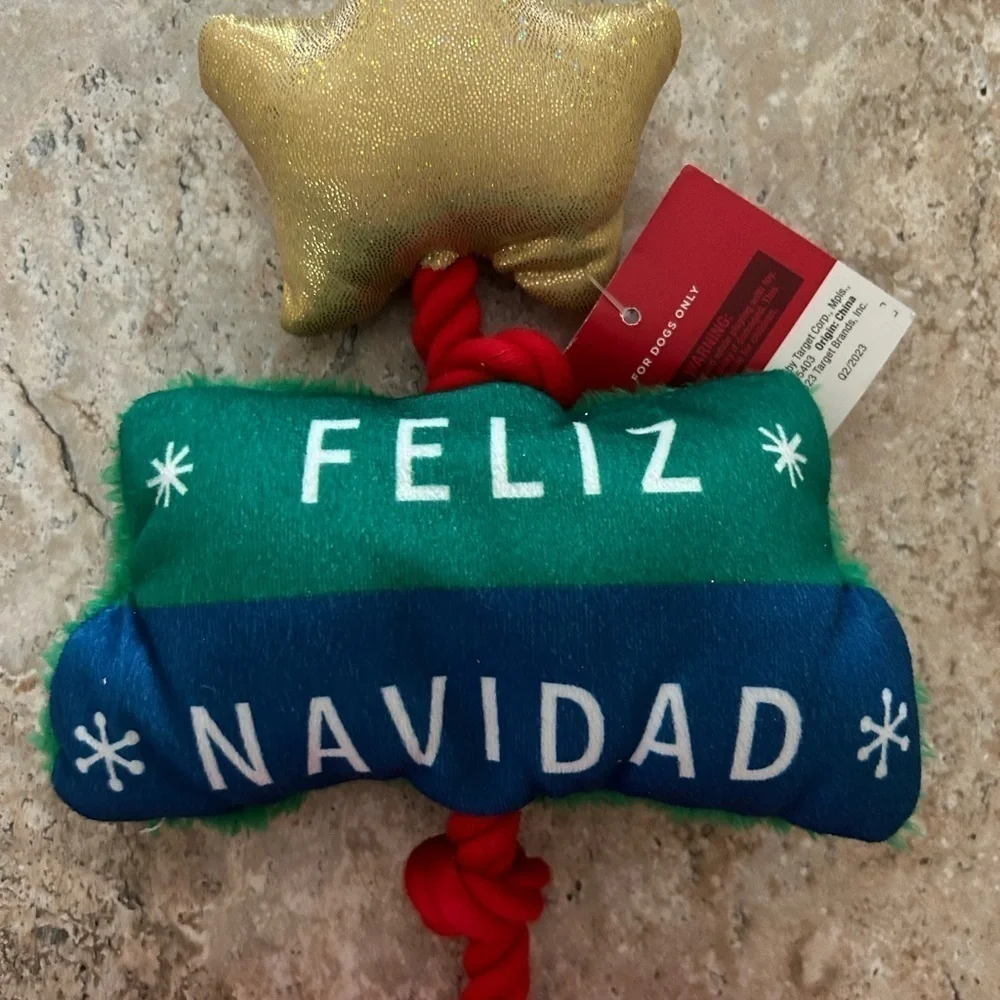 Plush Rope Tree Dog Toy - Wondershop Feliz Navidad - NEW WITH TAGS